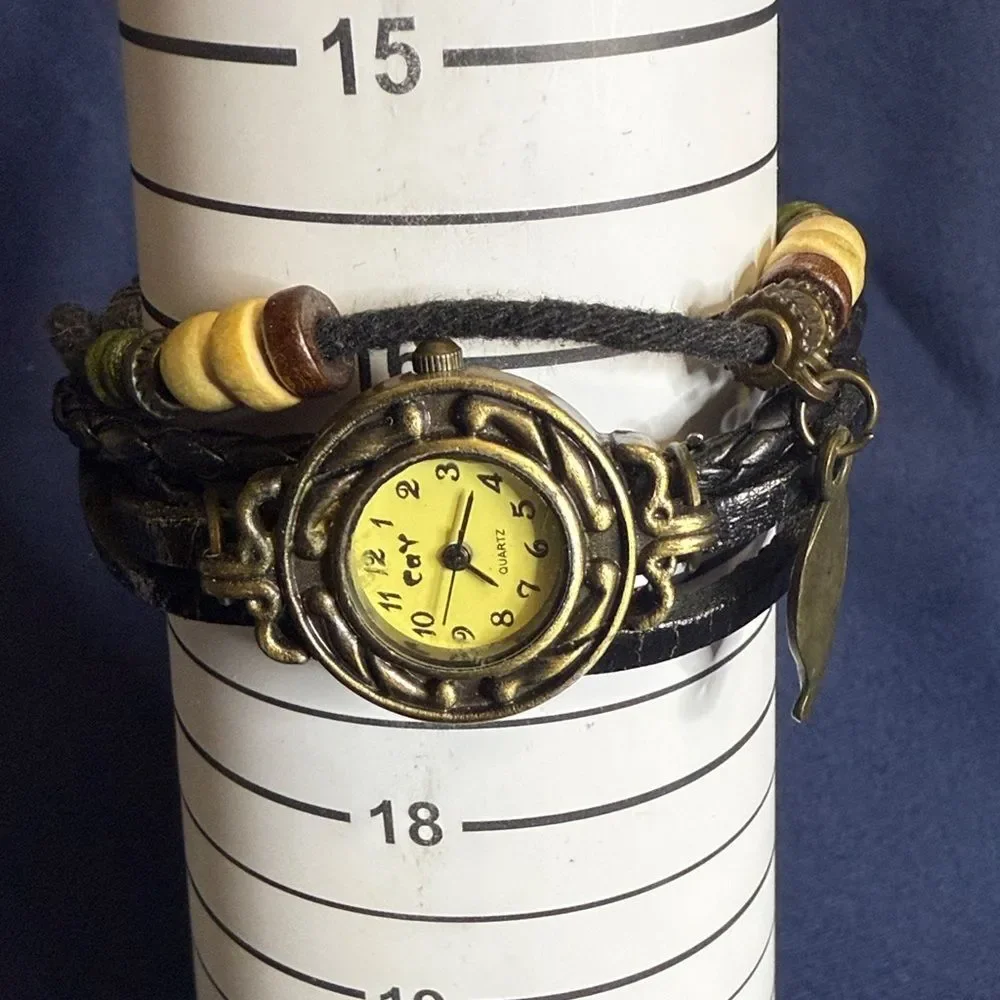 Vintage-Style Black and Gold Women's Watch